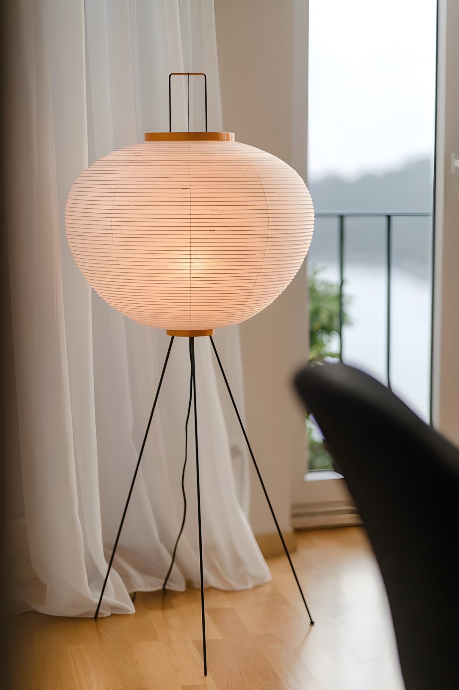 Akari Paper Lamp - Image 4
